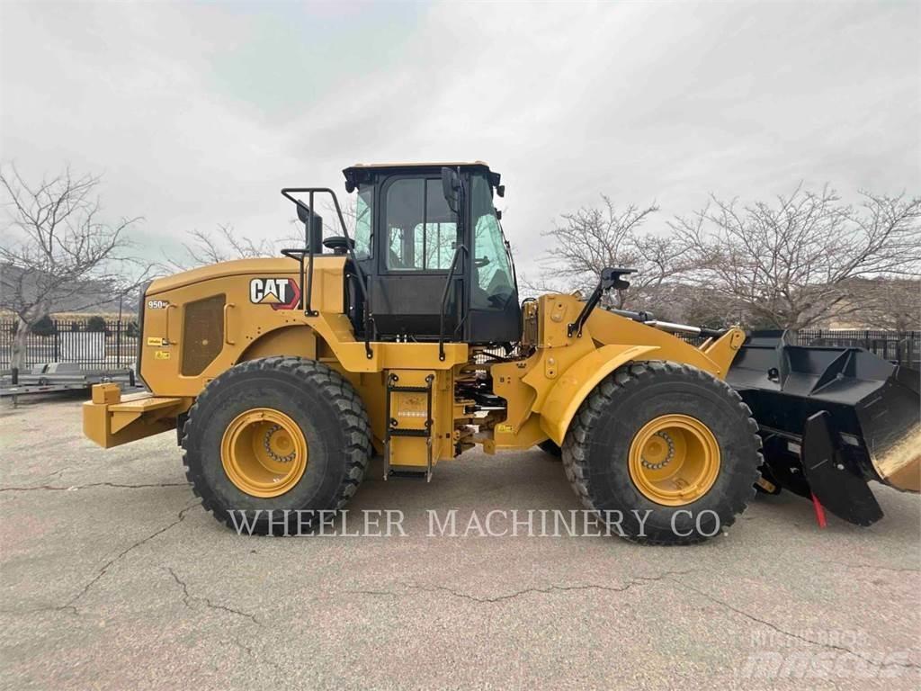 CAT 950 GC QC Фронтальні навантажувачі