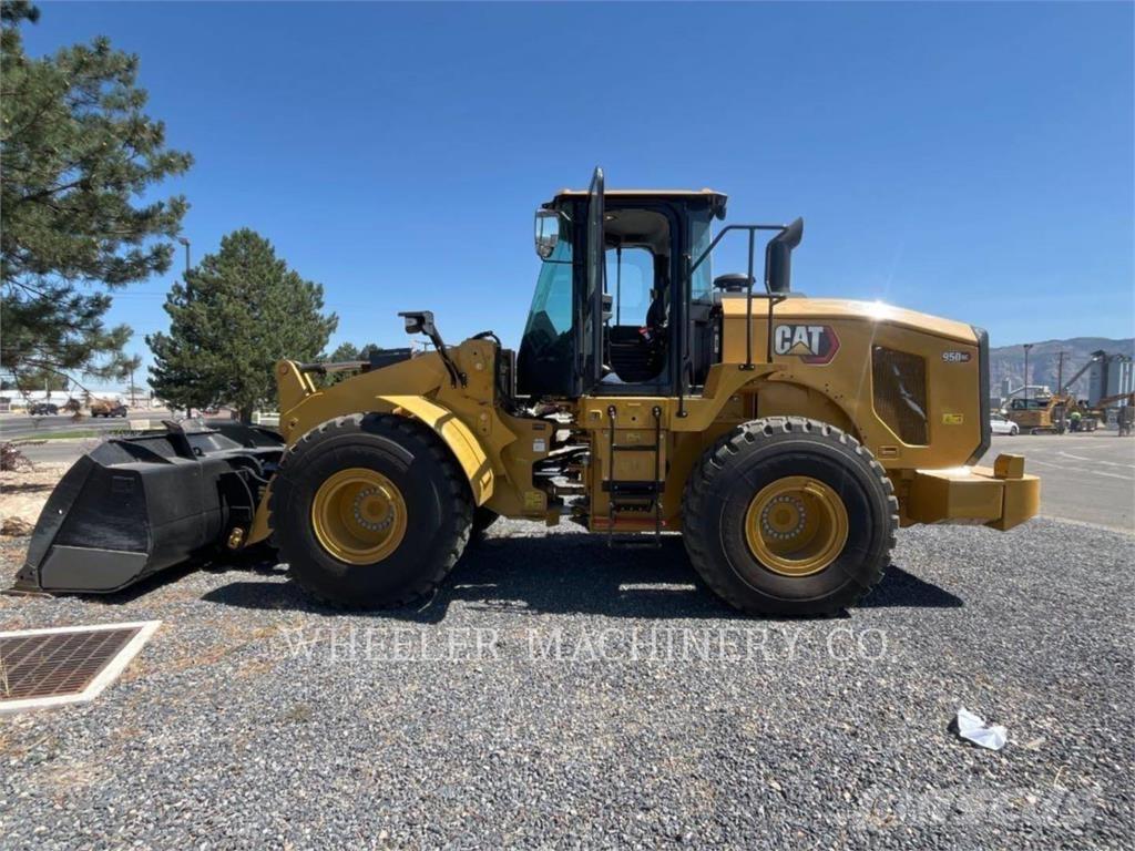 CAT 950 GC QC Фронтальні навантажувачі