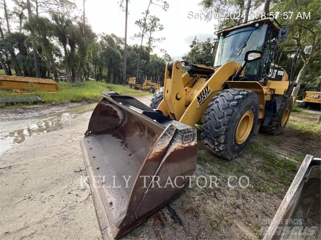 CAT 950 M Фронтальні навантажувачі
