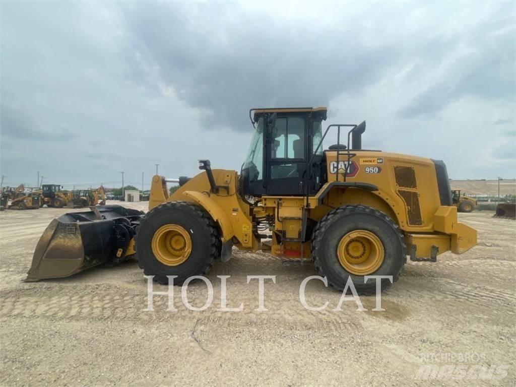 CAT 950 QC Фронтальні навантажувачі