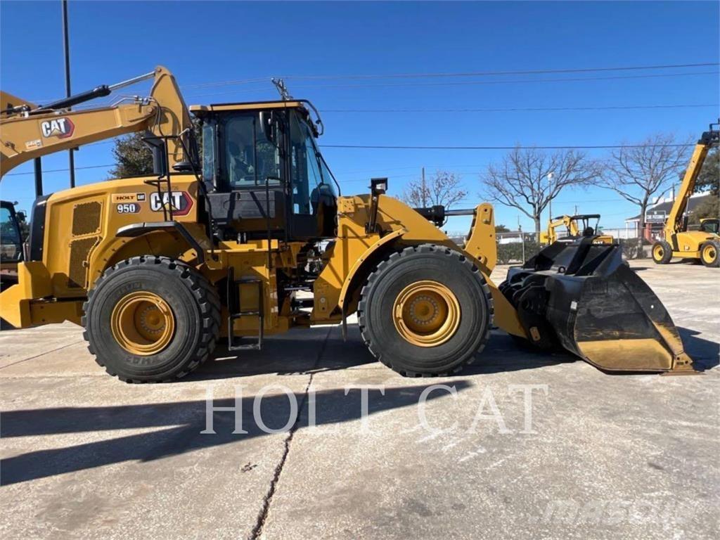 CAT 950 QC Фронтальні навантажувачі