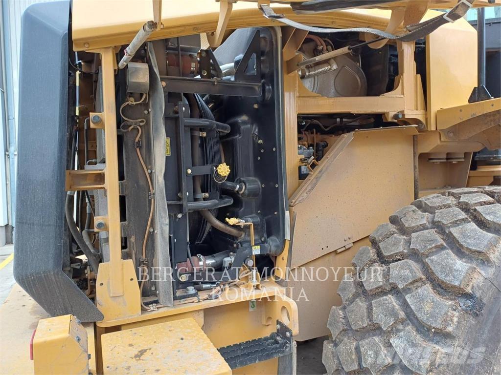 CAT 950GC Фронтальні навантажувачі