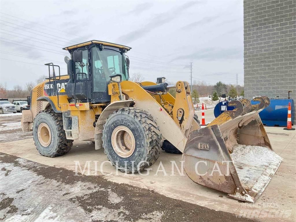 CAT 950K Фронтальні навантажувачі