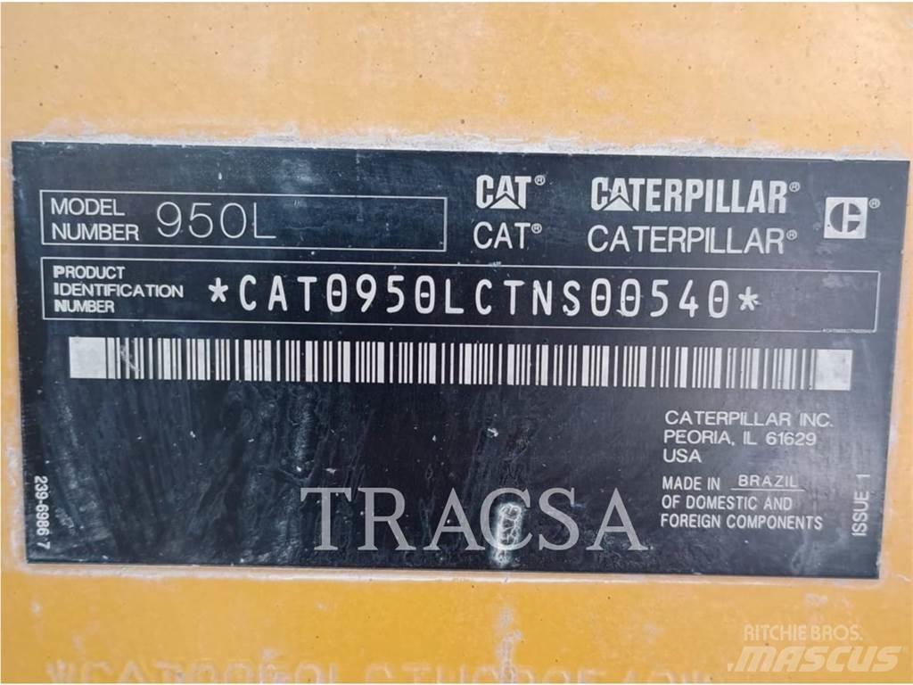 CAT 950L Фронтальні навантажувачі