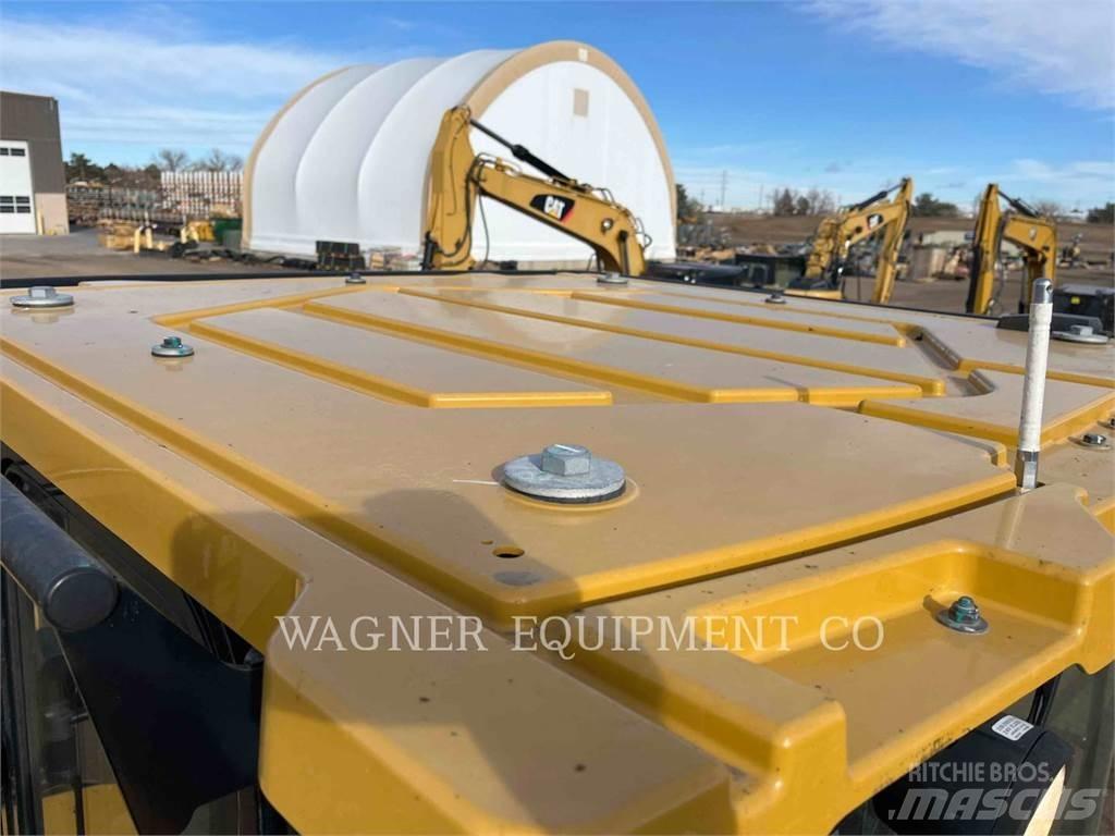 CAT 950M Фронтальні навантажувачі