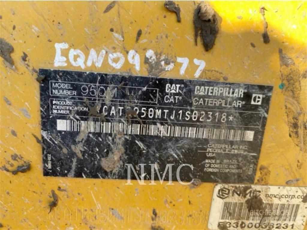 CAT 950M Фронтальні навантажувачі