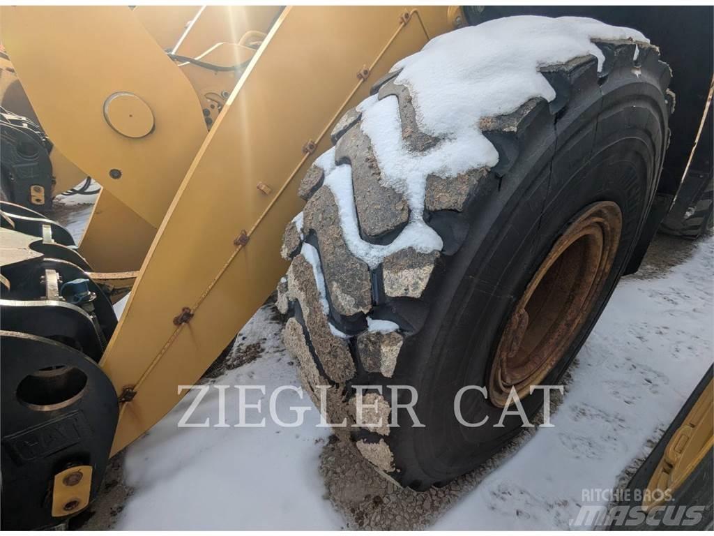 CAT 950M Фронтальні навантажувачі