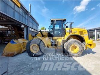 CAT 950M Фронтальні навантажувачі