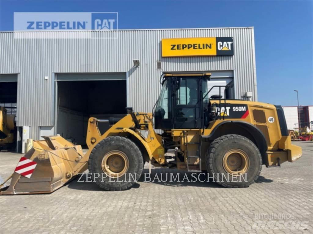 CAT 950M Фронтальні навантажувачі