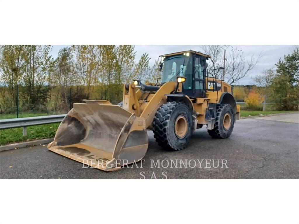 CAT 950M Фронтальні навантажувачі