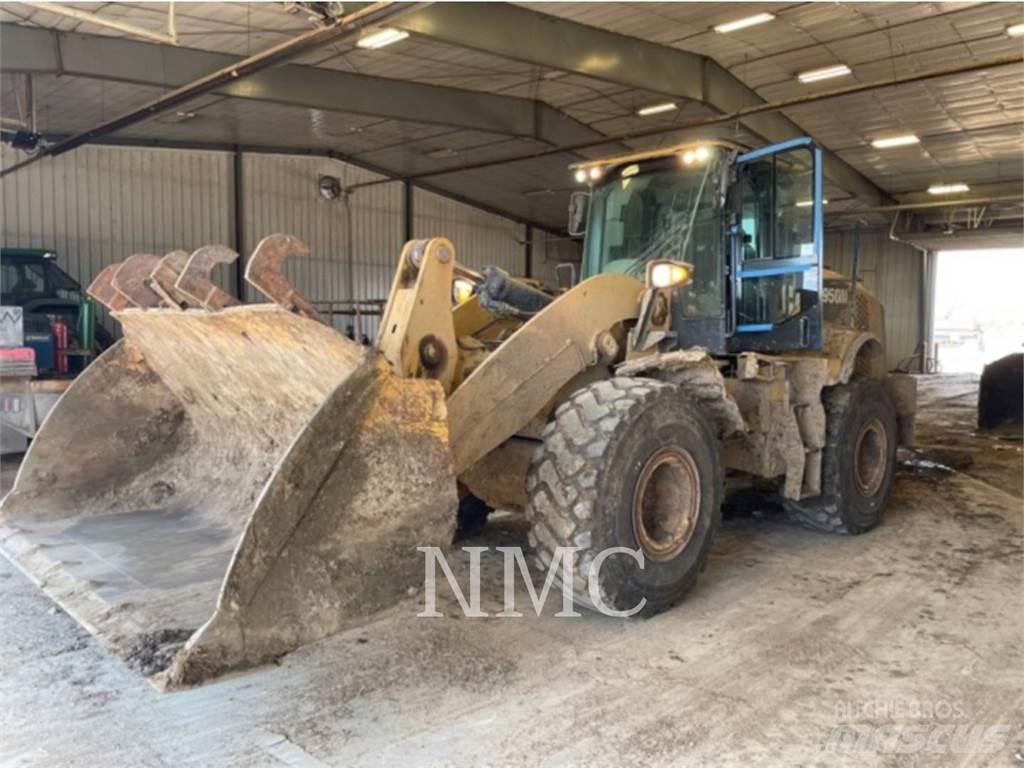 CAT 950M Фронтальні навантажувачі