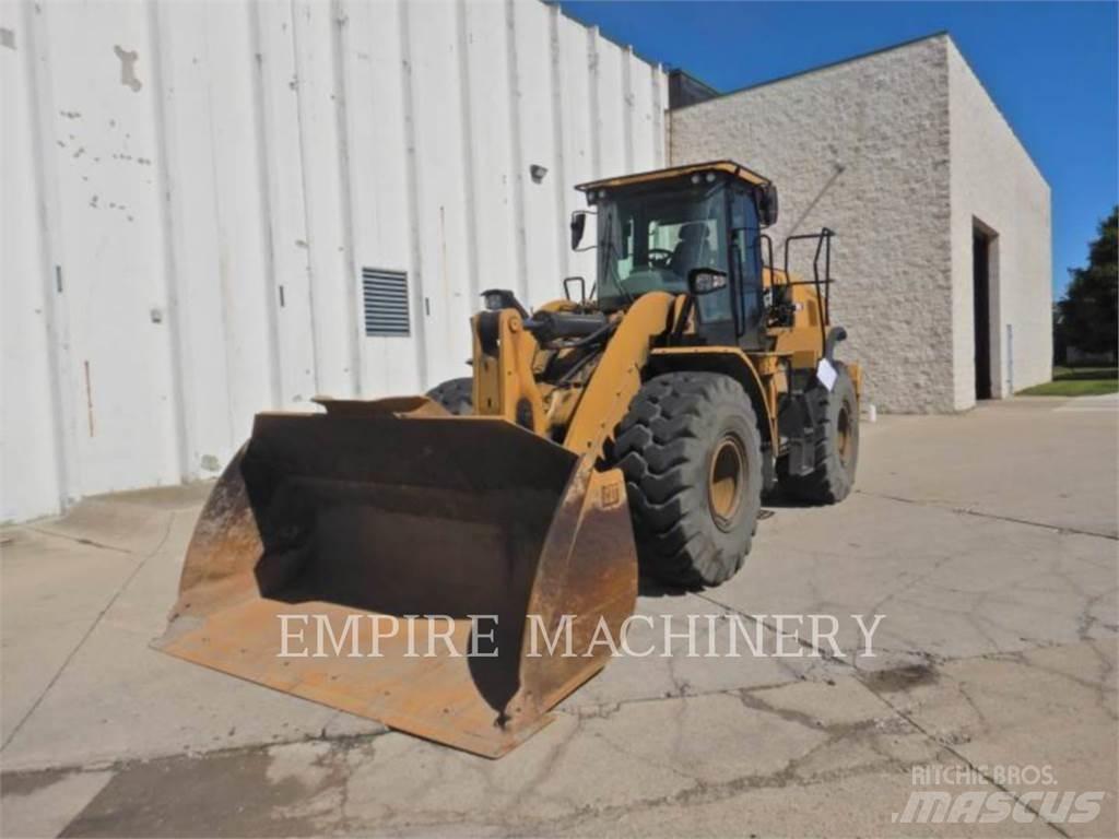 CAT 950M Фронтальні навантажувачі