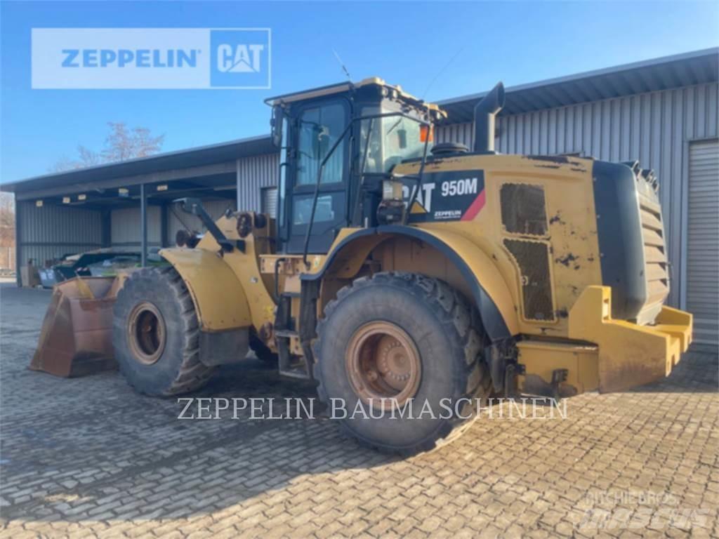 CAT 950M Фронтальні навантажувачі