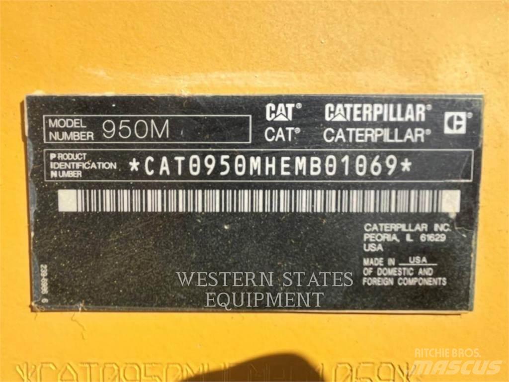 CAT 950M Фронтальні навантажувачі