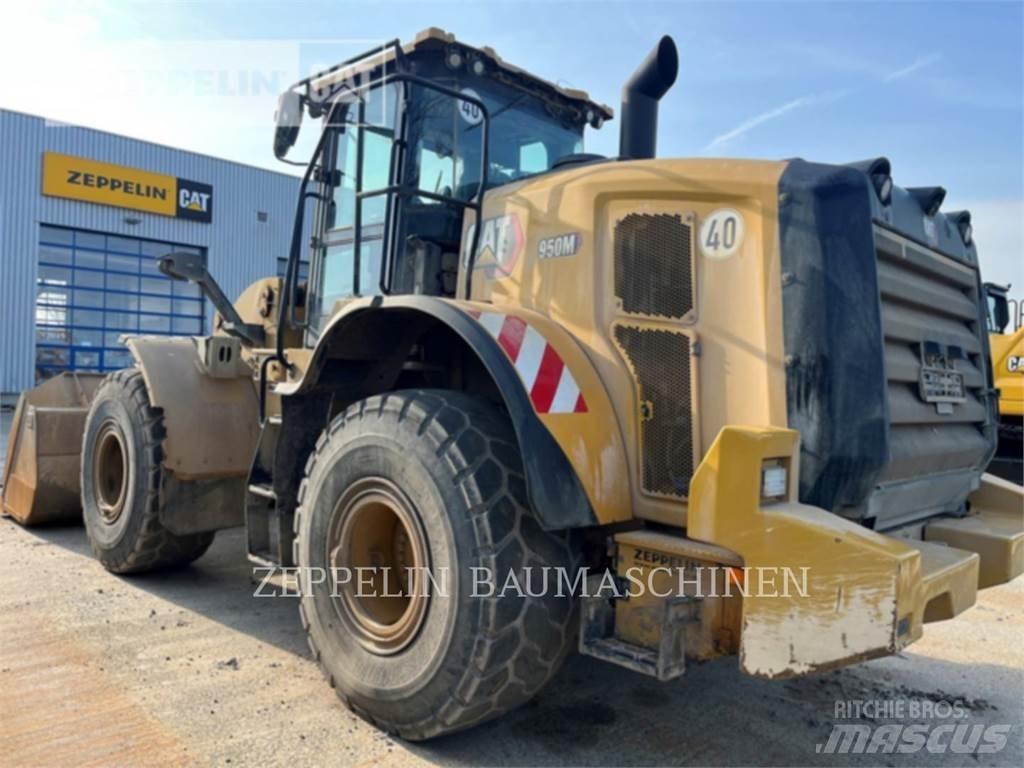 CAT 950M Фронтальні навантажувачі