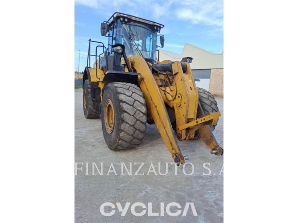 CAT 950M Фронтальні навантажувачі