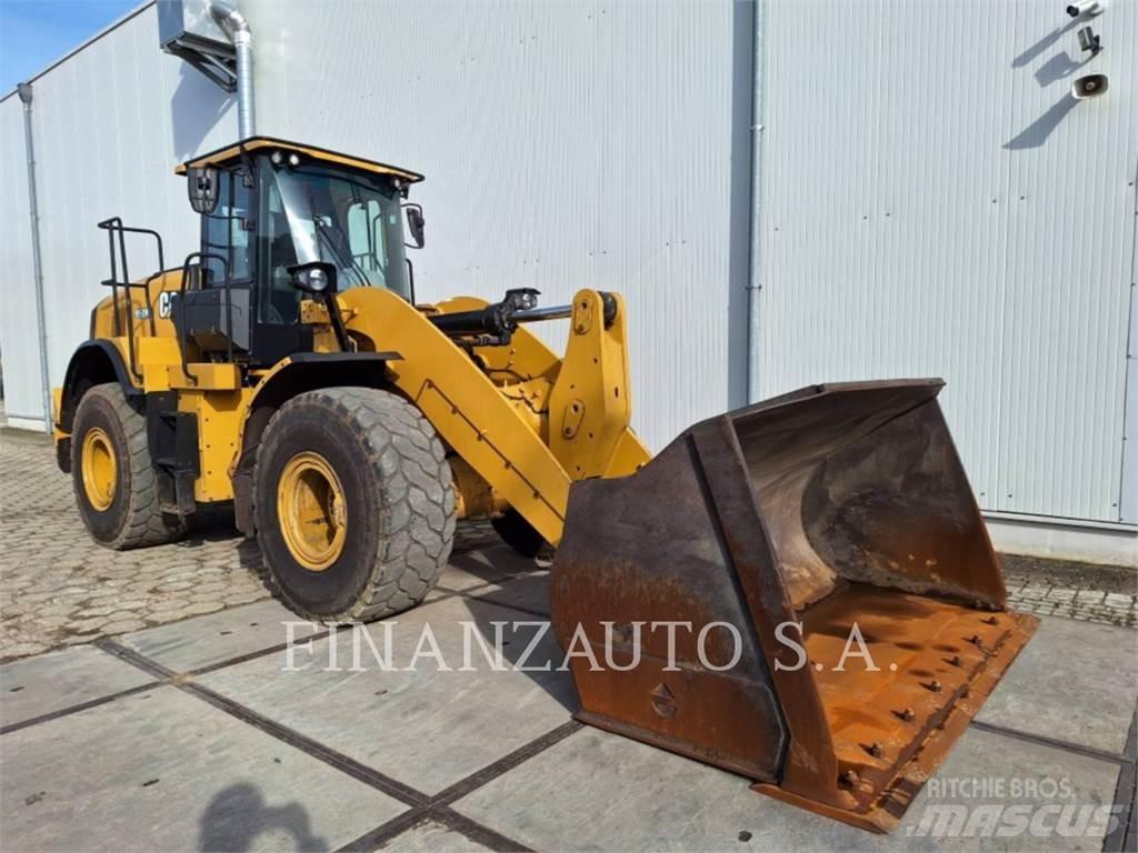 CAT 950M Фронтальні навантажувачі