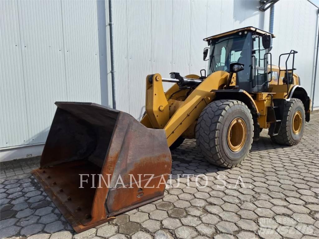 CAT 950M Фронтальні навантажувачі