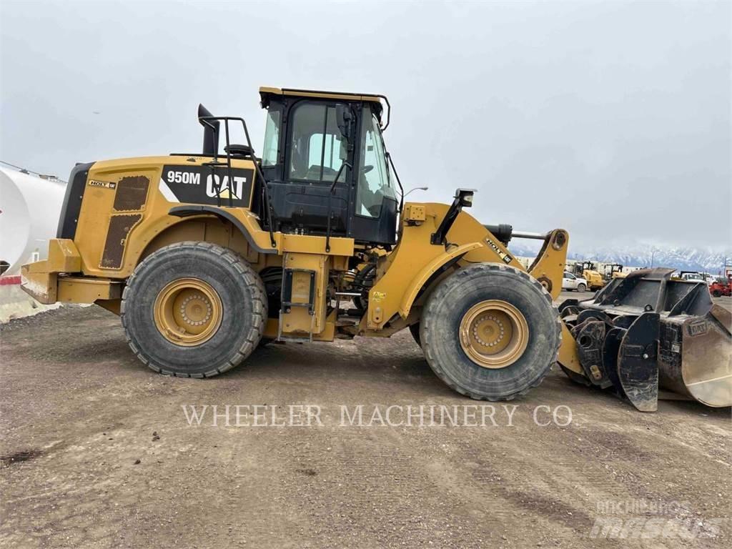 CAT 950M Фронтальні навантажувачі