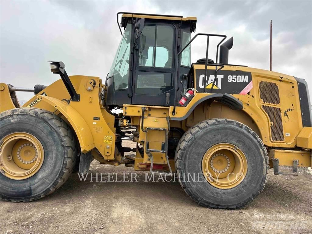 CAT 950M Фронтальні навантажувачі