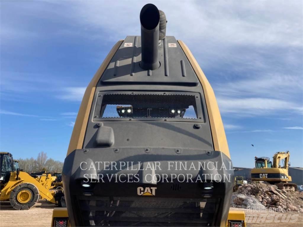 CAT 950M Фронтальні навантажувачі