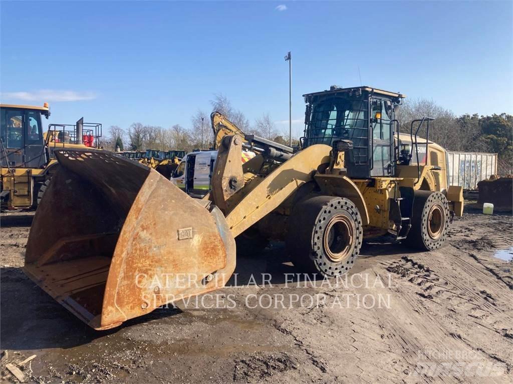CAT 950M Фронтальні навантажувачі