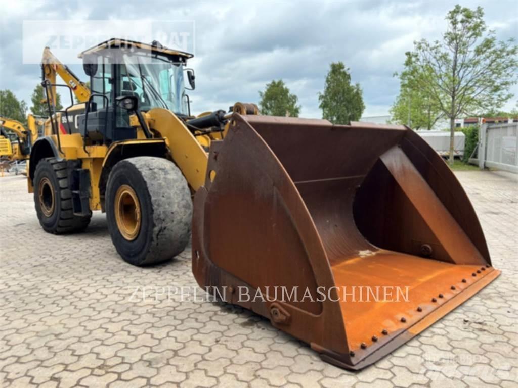 CAT 950M Фронтальні навантажувачі