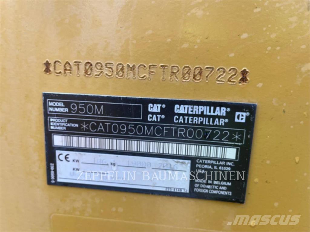 CAT 950M Фронтальні навантажувачі