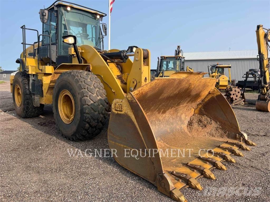CAT 950M Фронтальні навантажувачі