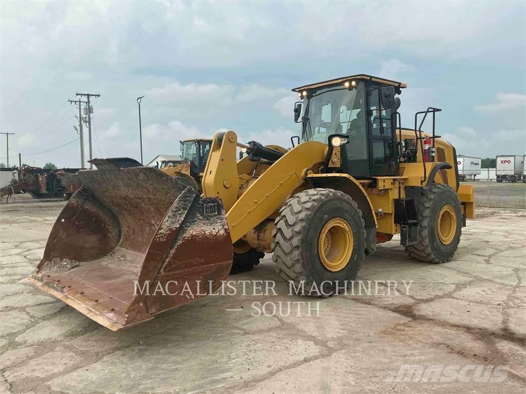 CAT 950M Фронтальні навантажувачі