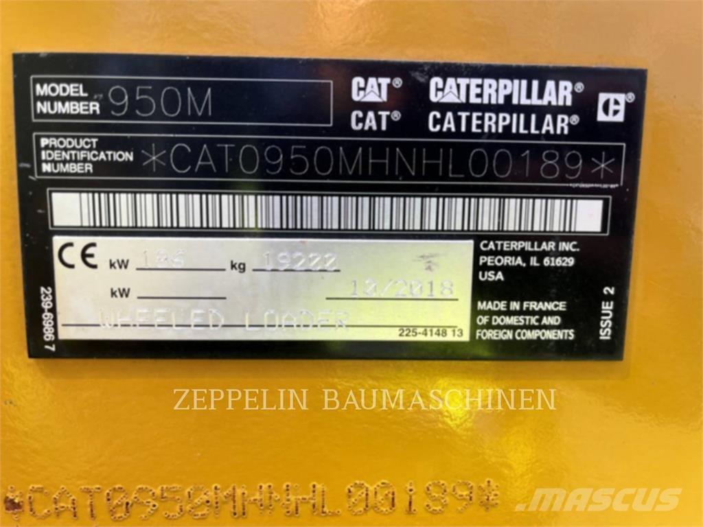 CAT 950M Фронтальні навантажувачі