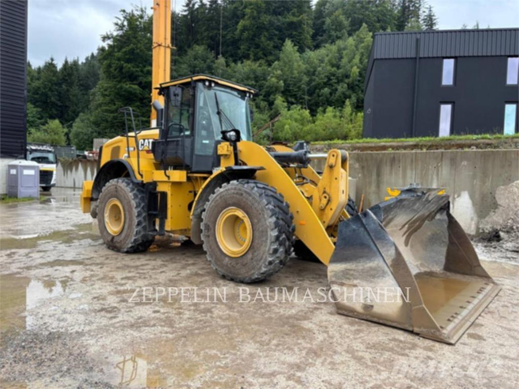 CAT 950M Фронтальні навантажувачі