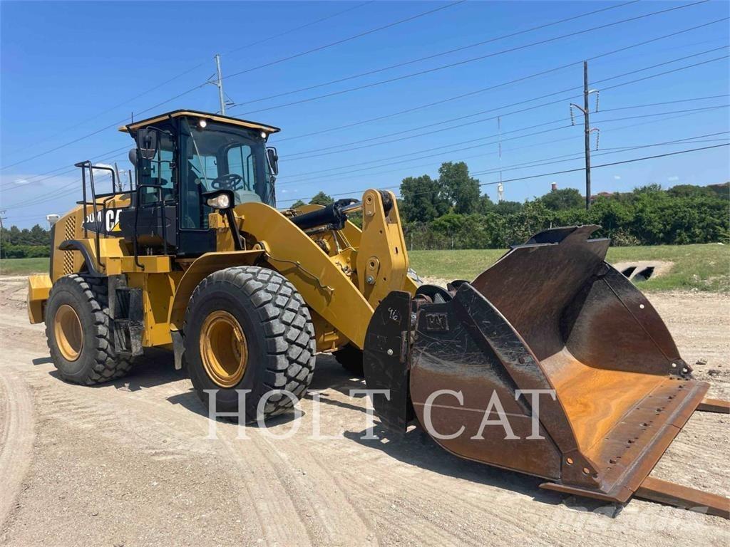 CAT 950M Фронтальні навантажувачі