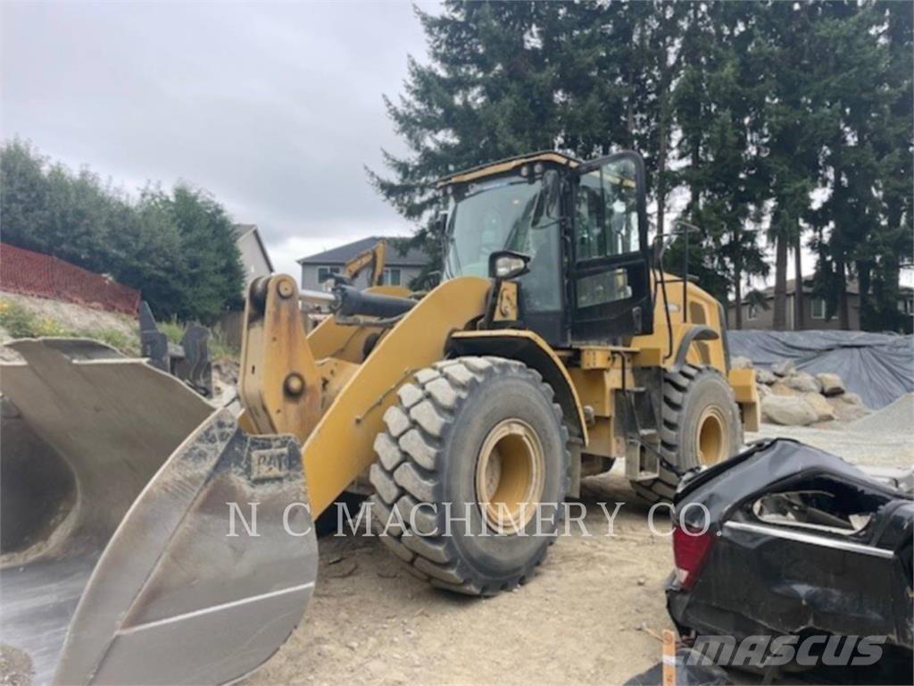 CAT 950M Фронтальні навантажувачі