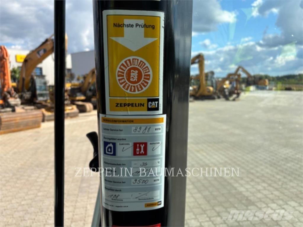 CAT 950M Фронтальні навантажувачі
