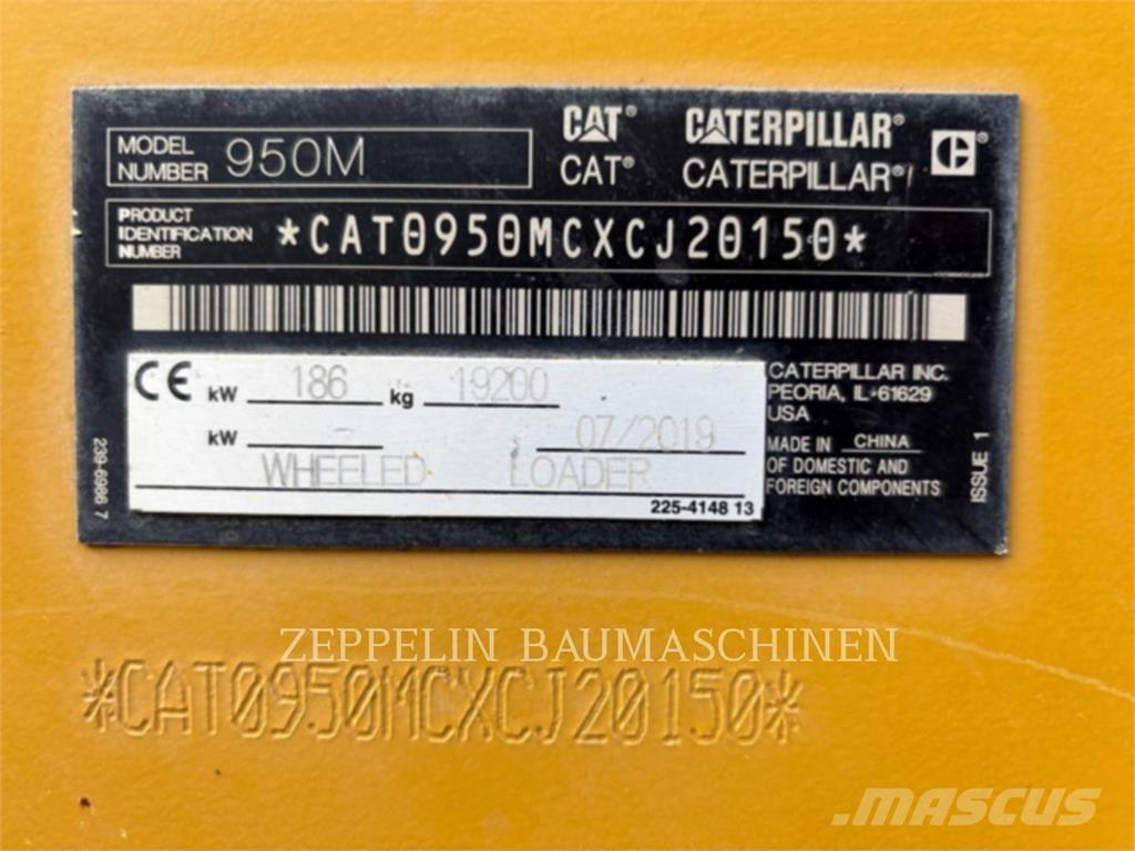 CAT 950M Фронтальні навантажувачі