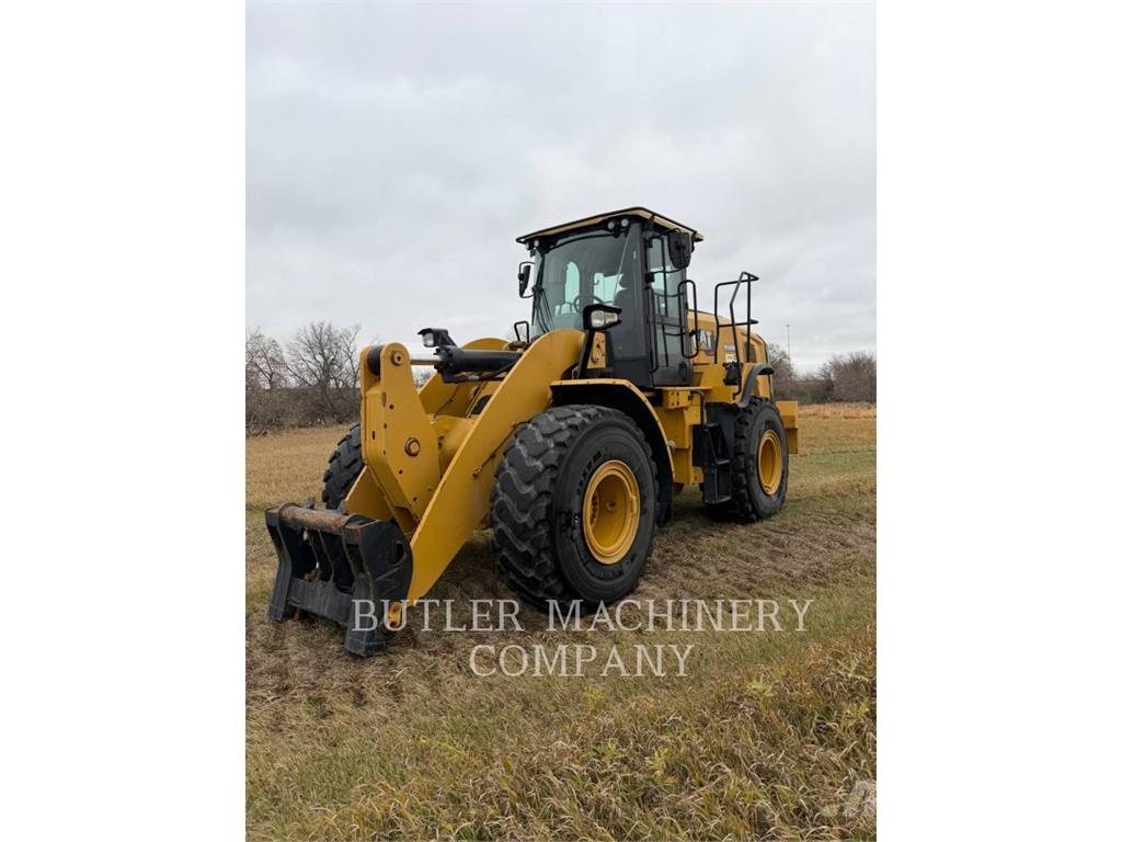 CAT 950M Фронтальні навантажувачі