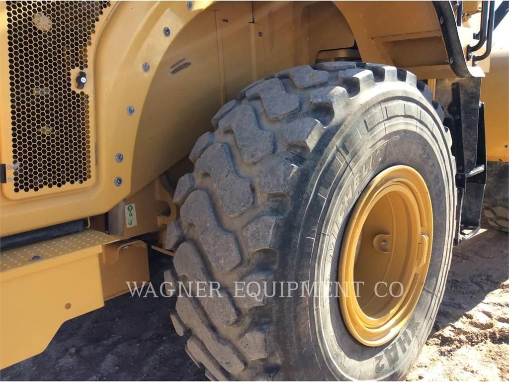 CAT 950M Фронтальні навантажувачі