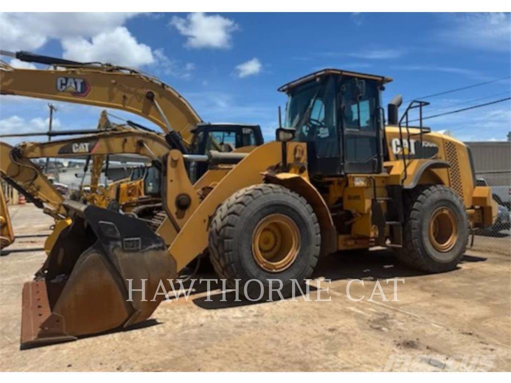 CAT 950M Фронтальні навантажувачі