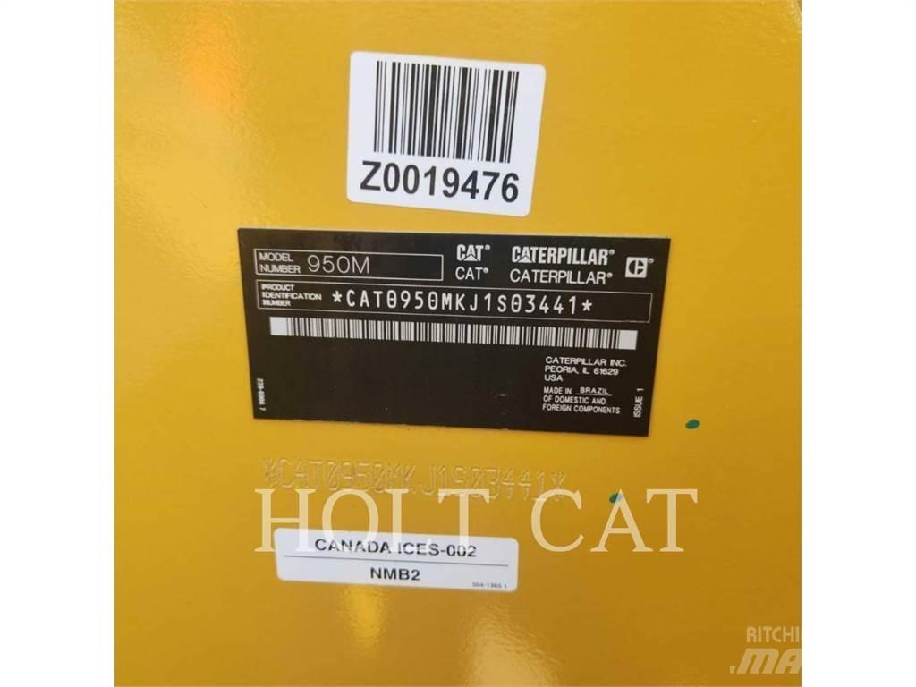 CAT 950M QC Фронтальні навантажувачі
