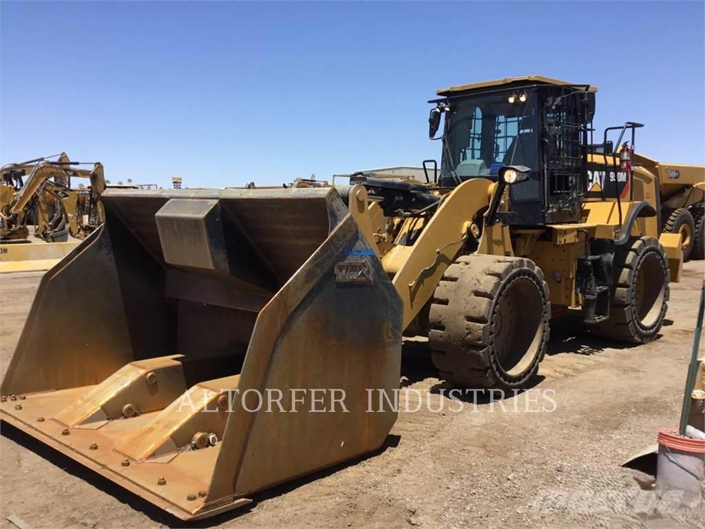 CAT 950M WH Фронтальні навантажувачі