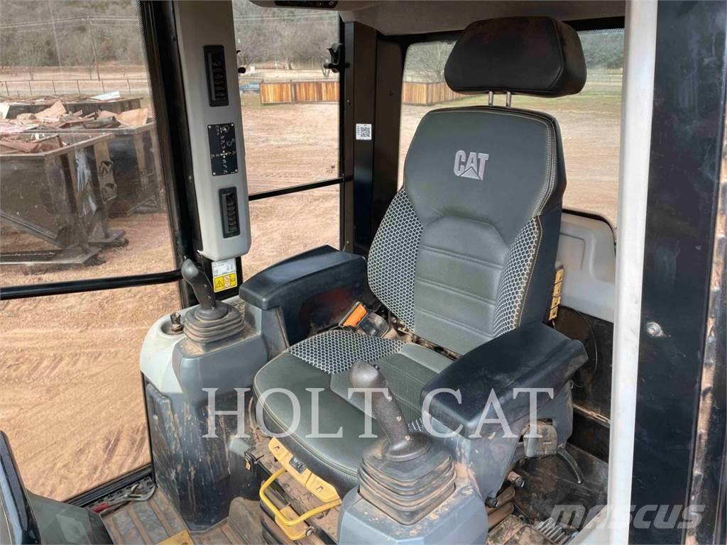 CAT 953 QC Гусеничні вантажники