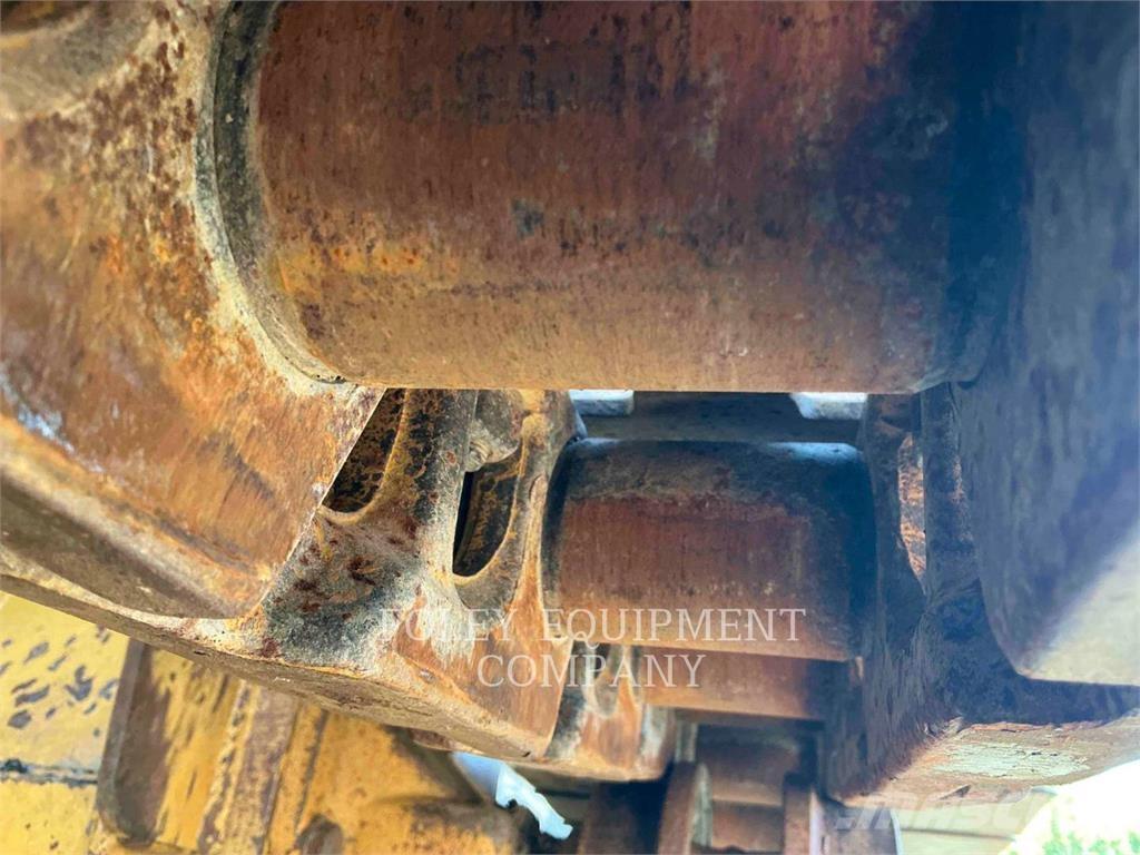 CAT 953C Гусеничні вантажники