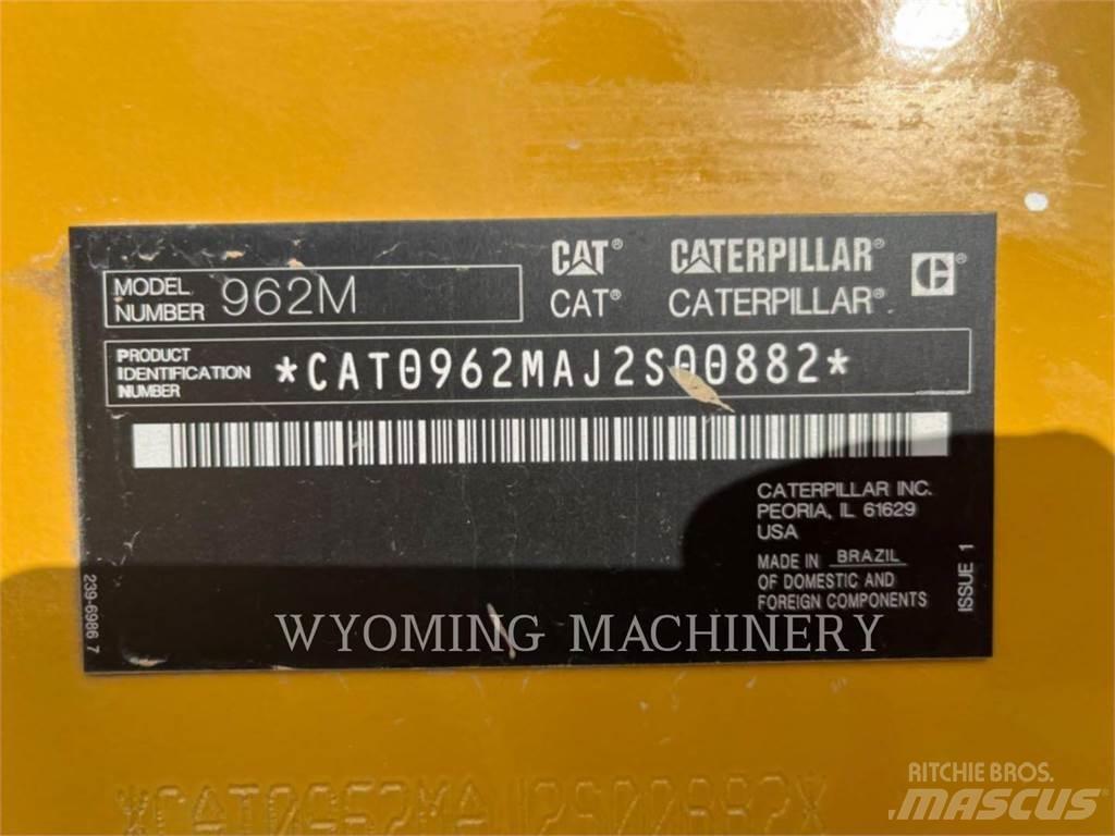 CAT 962M Фронтальні навантажувачі