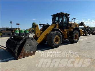 CAT 962M Фронтальні навантажувачі