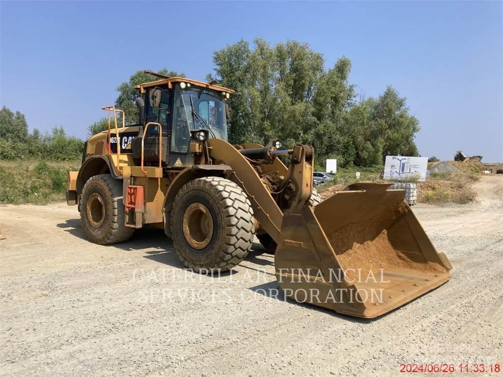 CAT 962M Фронтальні навантажувачі