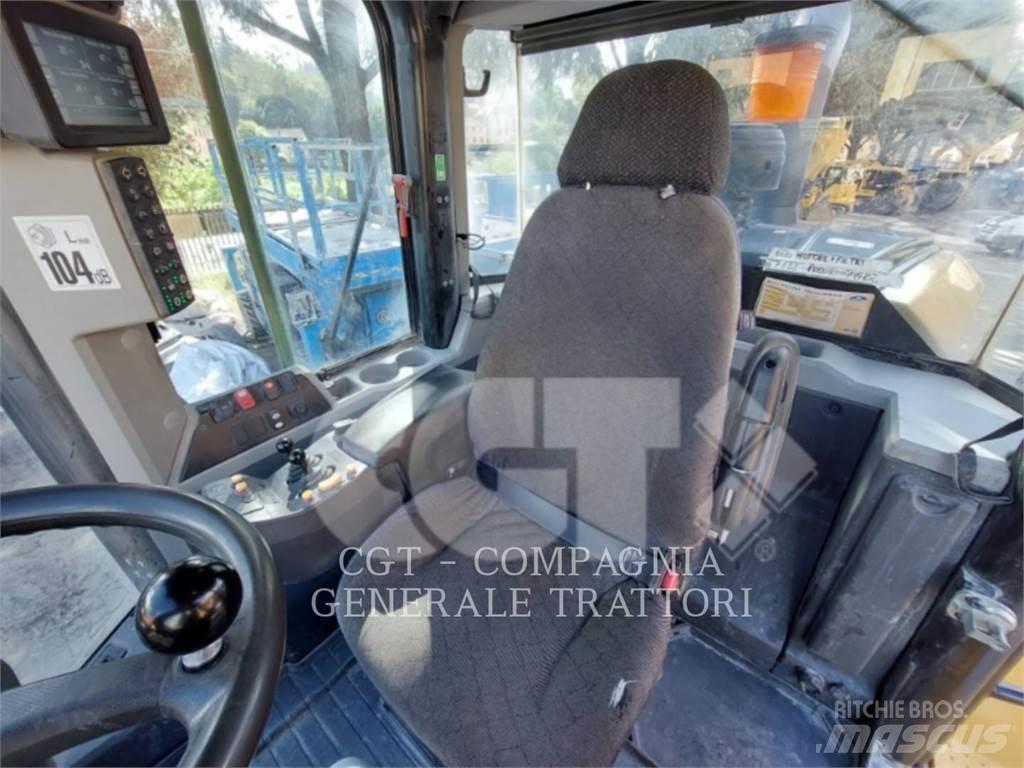CAT 962M Фронтальні навантажувачі