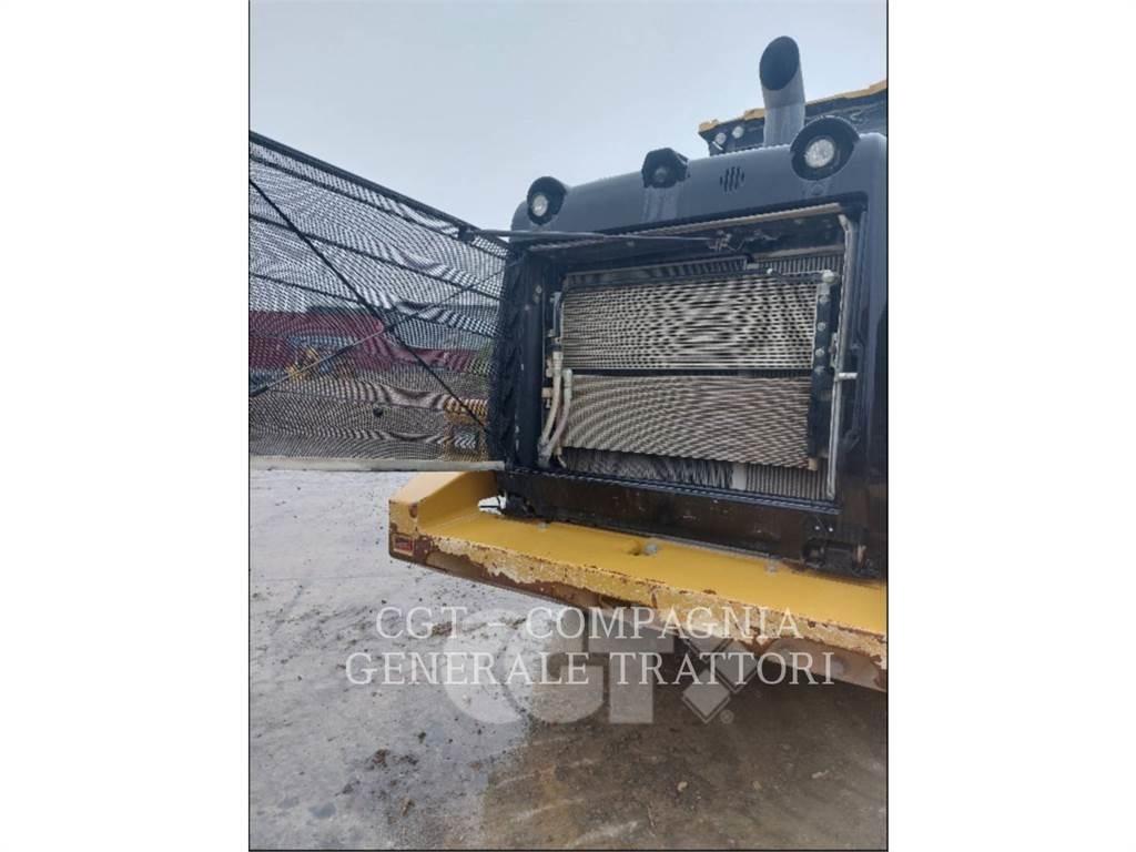 CAT 962M Фронтальні навантажувачі