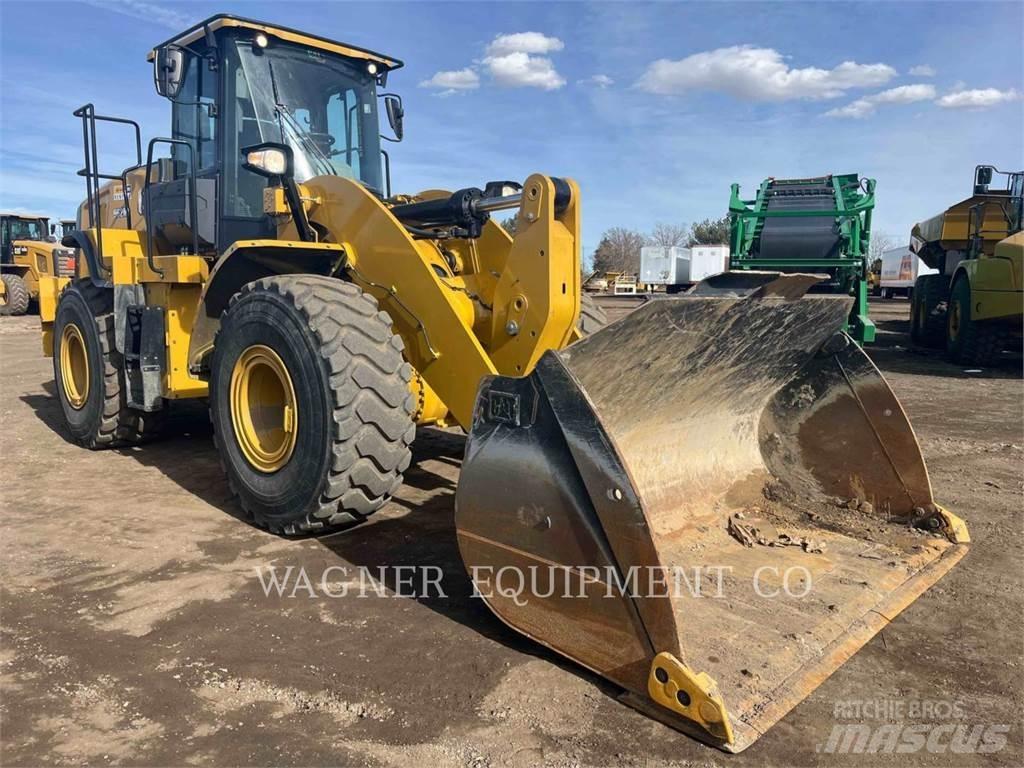 CAT 962M Фронтальні навантажувачі