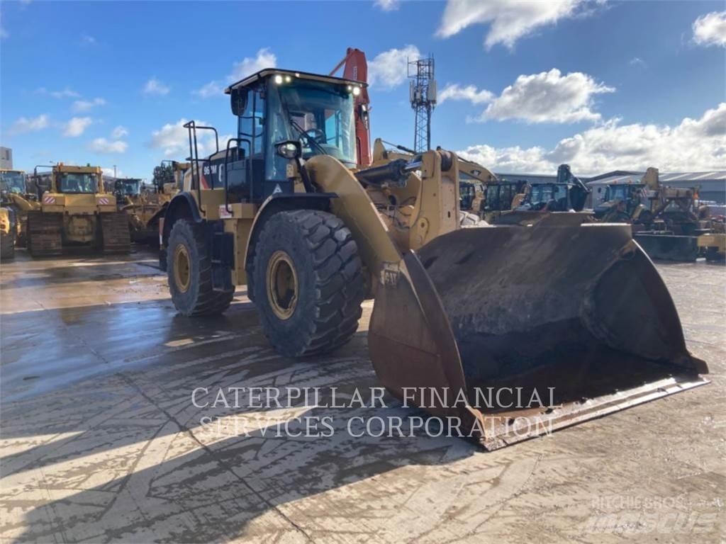 CAT 962M Фронтальні навантажувачі